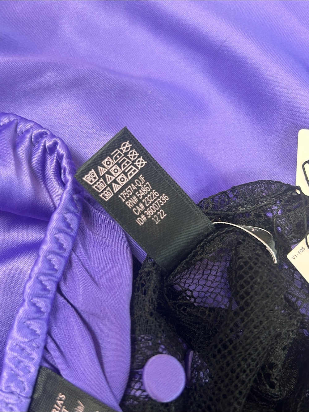 NWT Victoria’s Secret Satin Lace Back Camisole Shorts Set XS - Picture 9 of 9